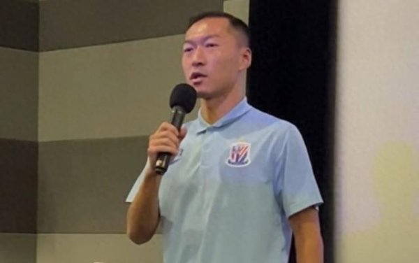 赢正通 吴曦：希望全队所有球员展示出担当 为了申花共同战斗
